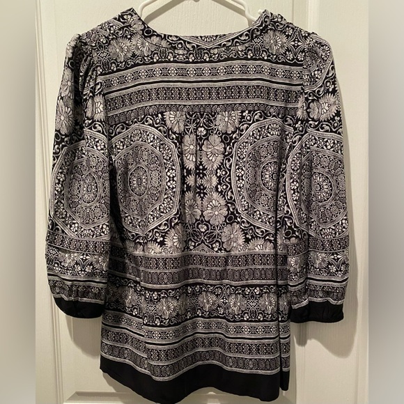 Anthropologie |Fig & Flower 3/4 Sleeve Boho Top w Medallion Motif - Picture 3 of 5
